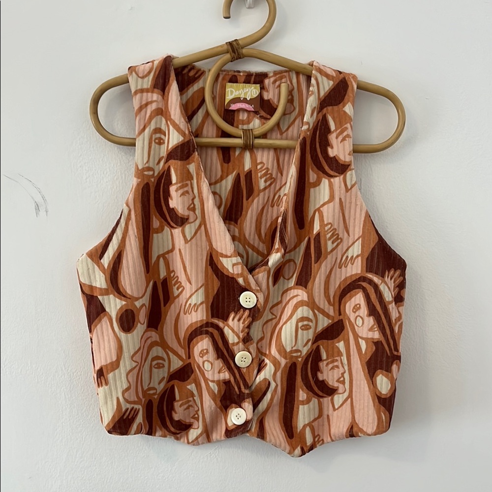 Dazey LA Cool Printed Vest